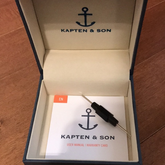 Watch - Picture 3 of 7